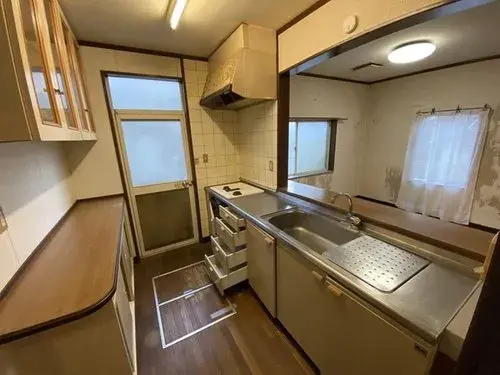 Yawatahama City Ehime Prefecture 4LDK Property (14)