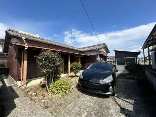 Akiya in Niihama
