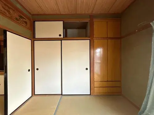3LDK+S Niihama City Ehime Prefecture (12)