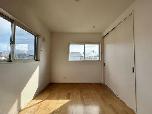 5LDK+S Niihama City Ehime Prefecture (13)
