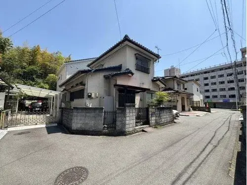 Akiya in Matsuyama