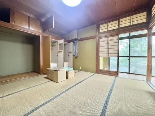愛媛県四国中央市6LDK物件 (9)