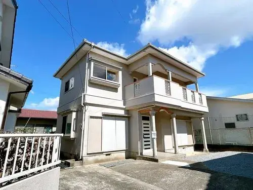 Akiya in Koshi