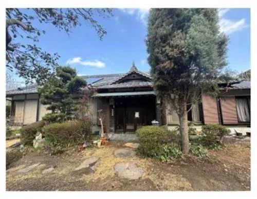 Akiya in Kamiamakusa
