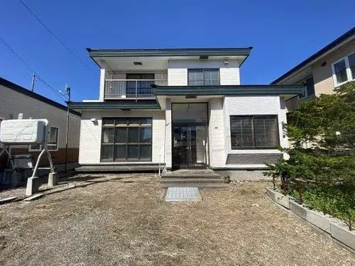 Akiya in Tomakomai