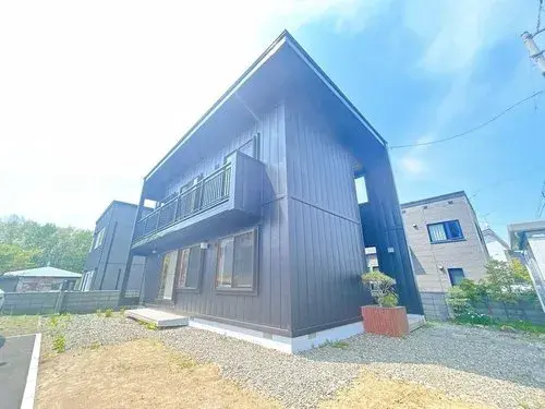 Akiya in Kitahiroshima