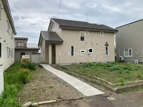 Akiya in Eniwa