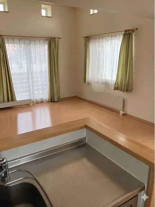 Hokkaido Ebetsu 4LDK+S Property (9)