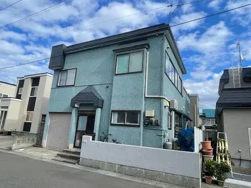 Akiya in 青森市