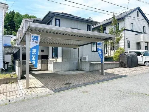 Akiya in Takizawa