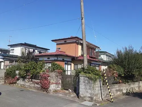 Akiya in Ōsaki