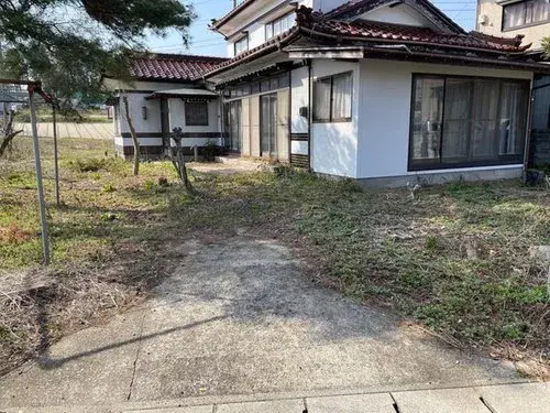 5DK Property in Sakata City, Yamagata Prefecture (4)