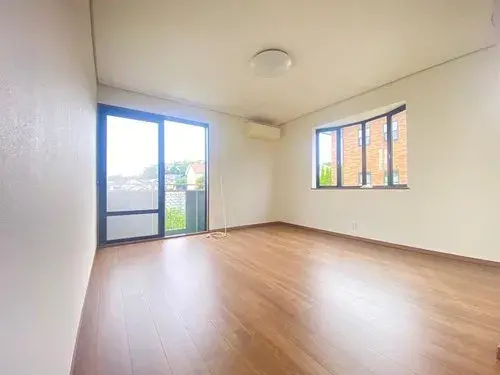 2-Story House Sakae Town Chiba Prefecture (5)