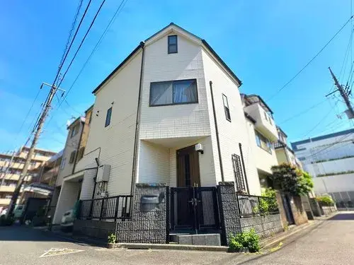 Akiya in Mitaka