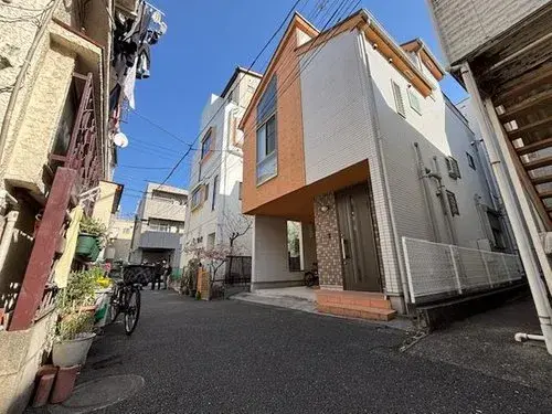 Akiya in Kita Ward
