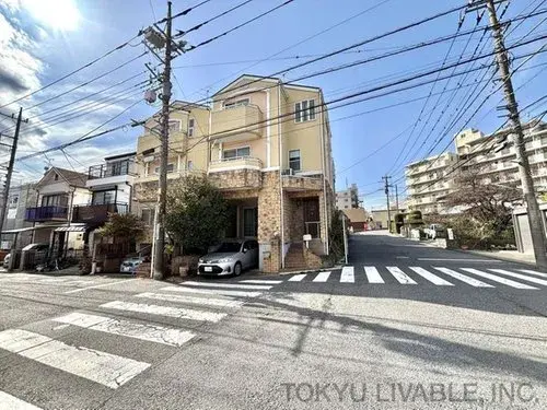 Akiya in Kawasaki