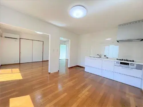 Kanagawa Hayama Town 3LDK Property (7)