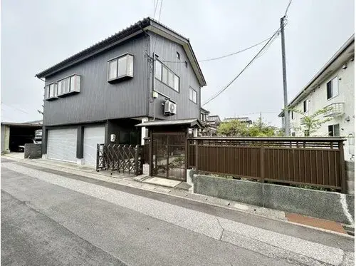 Akiya in Takaoka