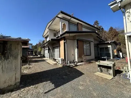 Akiya in Tsuru