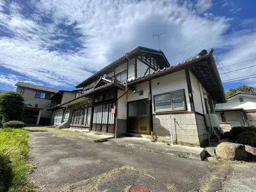 Akiya in Saku