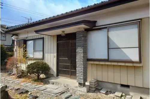Akiya in Ina