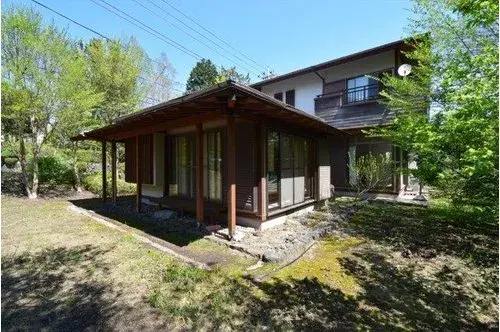 Akiya in Itō
