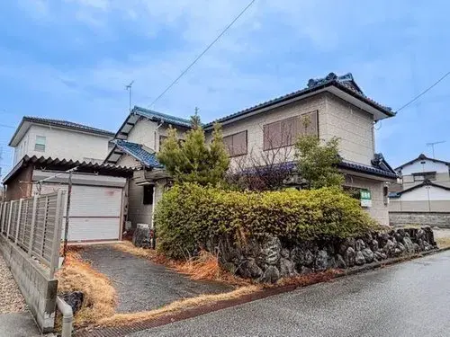 Akiya in Hikone
