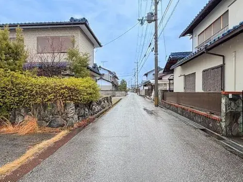 Shiga Prefecture Hikone City 8DK Property (2)