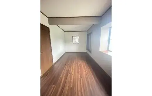 Casa de dos plantas con almacenamiento en todas las habitaciones, Ciudad de Izumi, Prefectura de Osaka (2)