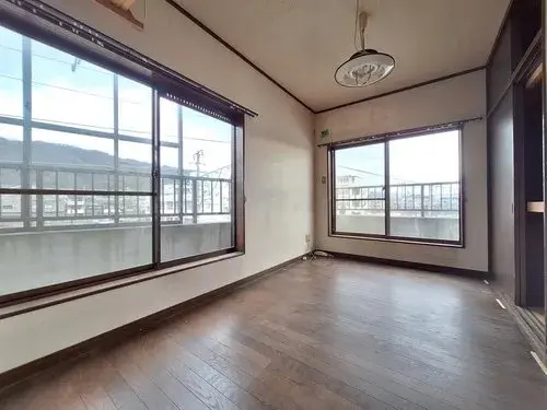 5DK+2S Daito City, Osaka Prefecture (14)
