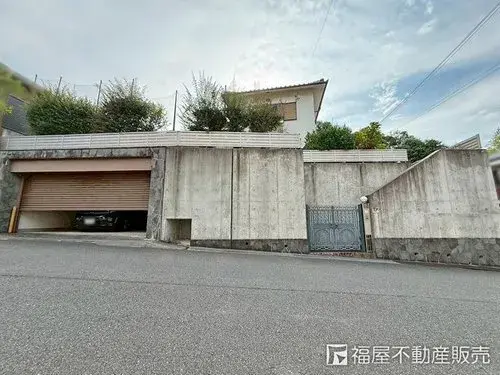 Akiya in Hirakata