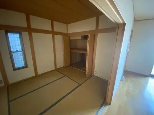 4LDK Property Yao City Osaka Prefecture (2)