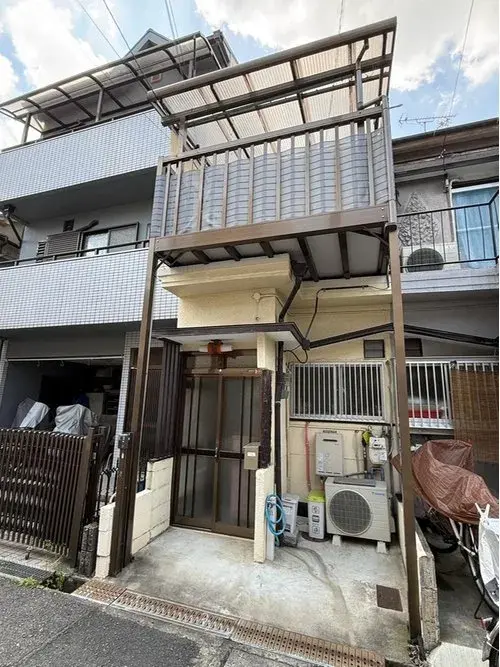 Akiya in Shijonawate