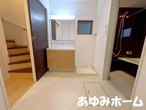 4LDK Property Neyagawa City Osaka Prefecture (18)