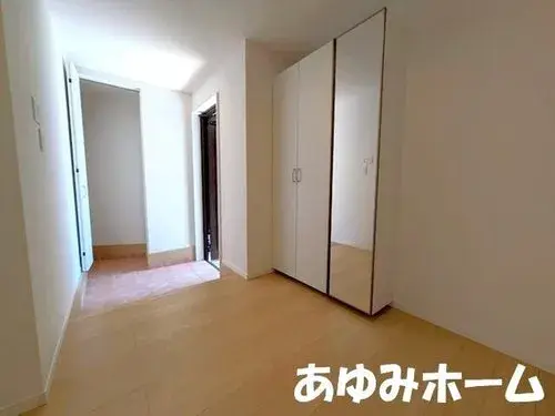 4LDK Property Neyagawa City Osaka Prefecture (5)
