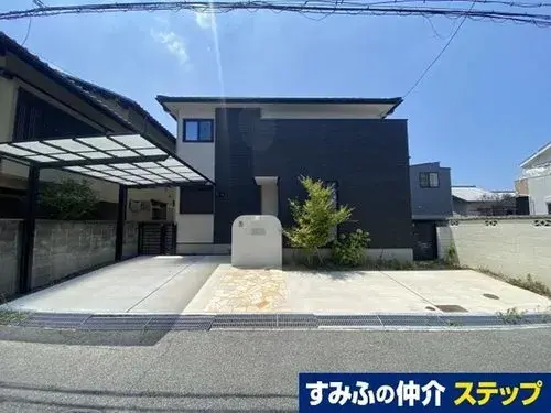 Akiya in Izumiotsu