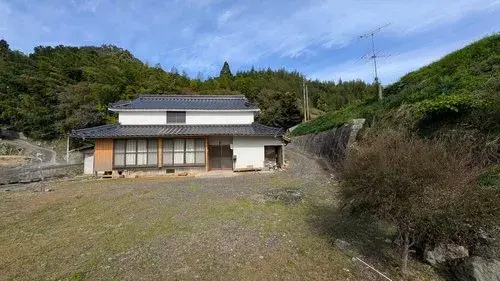 Akiya in Ibara