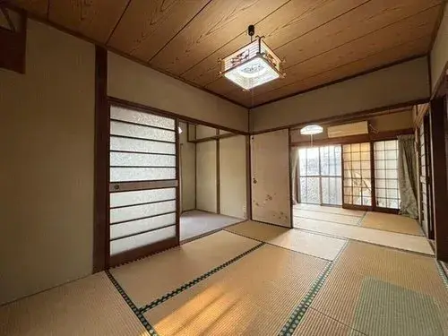 2-story Shimonoseki Yamaguchi Prefecture (4)