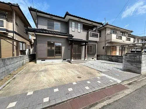 Akiya in 高松市