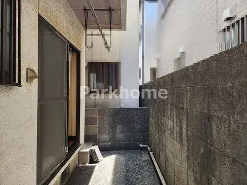 Slide 4