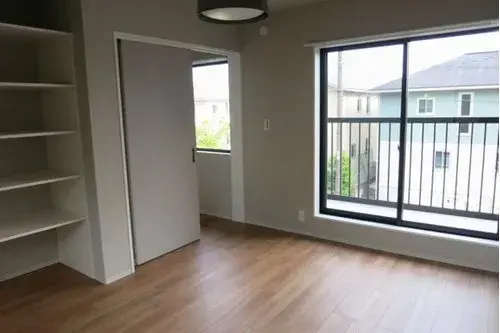 Two-Story House with 15 Tatami Mat LDK Kochi City Kochi Prefecture (4)