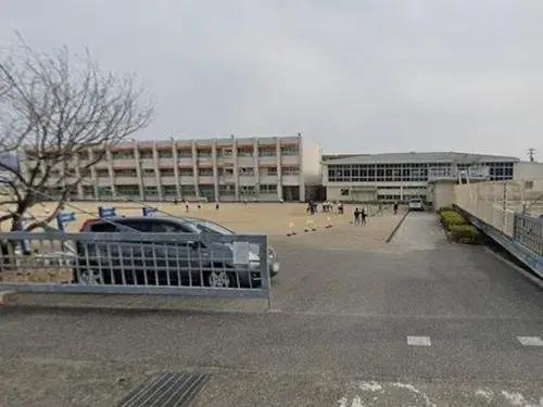 全居室収納、２階建、全居室６畳以上物件 香美市 高知県 (7)