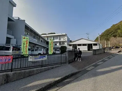 全居室収納、２階建、全居室６畳以上物件 香美市 高知県 (8)