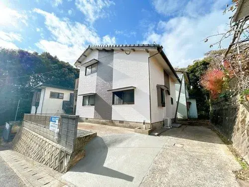 Akiya in Sasebo