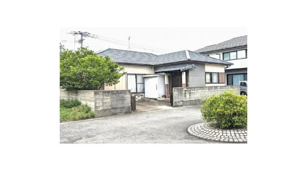 Akiya in 長崎市