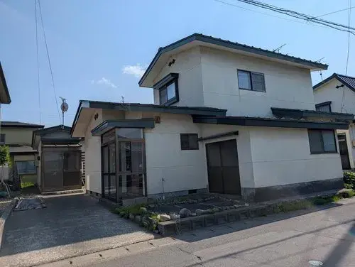 Akiya in Hirosaki