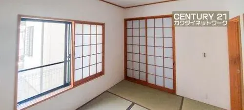 Two-Story House Kuki City Saitama Prefecture (4)