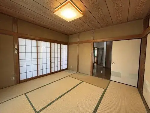 Edificio de dos plantas y 2 dormitorios en Miyashiro-machi, Prefectura de Saitama (2)