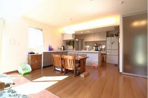 2-Story LDK 20+ Tatami Property Togane Chiba (2)