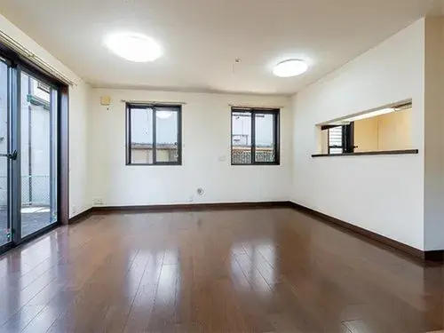千叶县船桥市3卧室房产 (8)